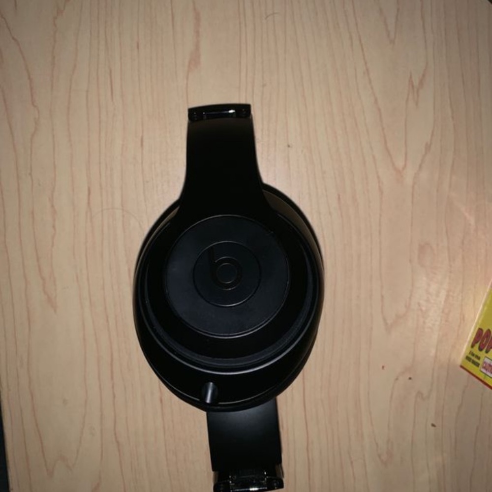 Beats studio 3’s - Picture 6 of 7
